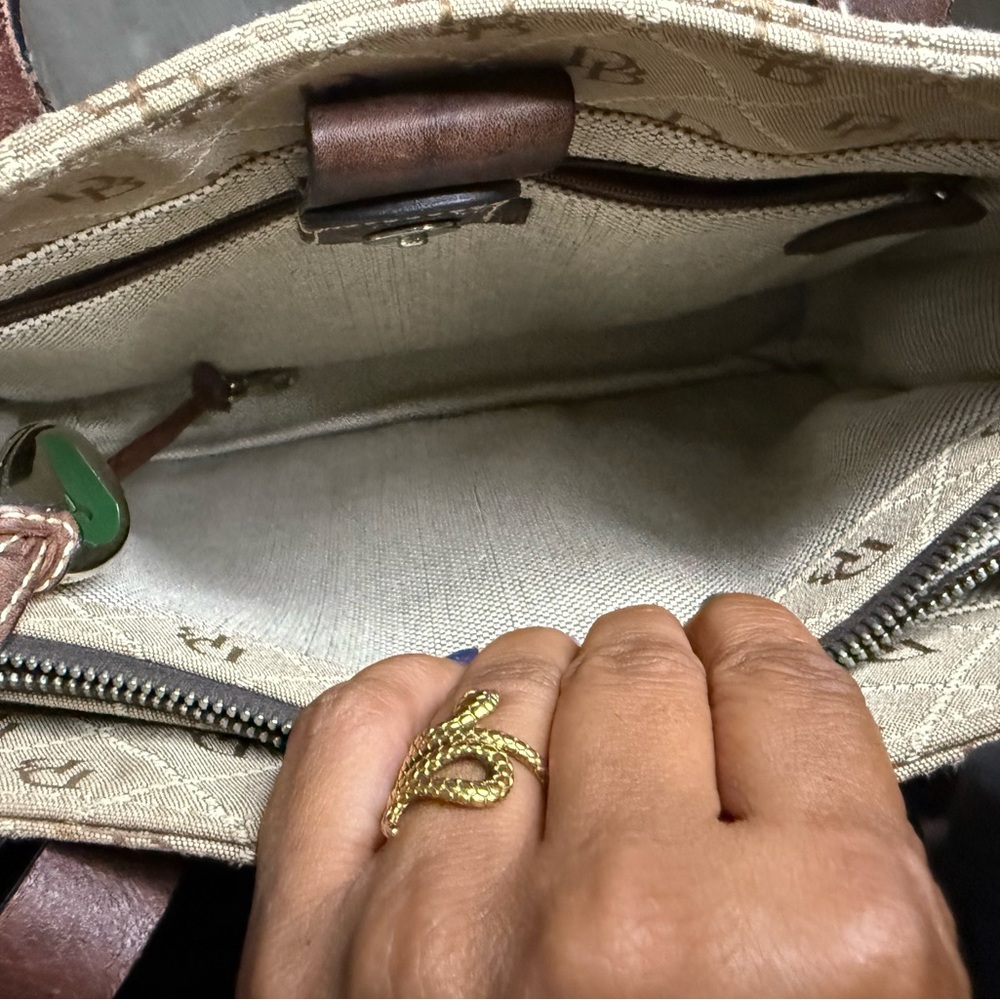 Dooney & Bourke Y2K Tote Shoulder Bag Signature Monogram light Brown East West - Picture 9 of 12